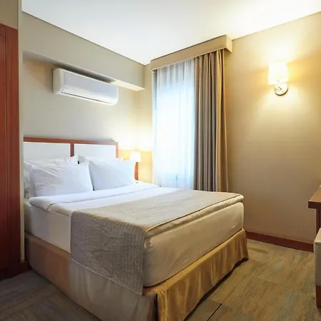 Polatdemir Hotel Istanbul Exterior photo